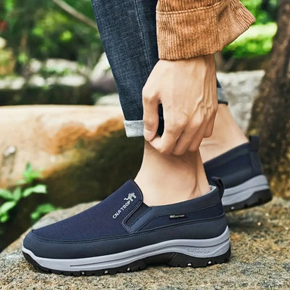 -VitalShoes™ – Marchez enfin sans douleur -Soulagez vos douleurs plantaires, talons et genoux dès les premiers jours. Recommandées pour fasciite plantaire, pieds plats, douleurs chroniques.